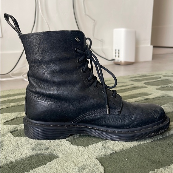 Dr. Martens 1460 Pascal Mono Lace-up // Women’s Size 9 - Picture 3 of 7